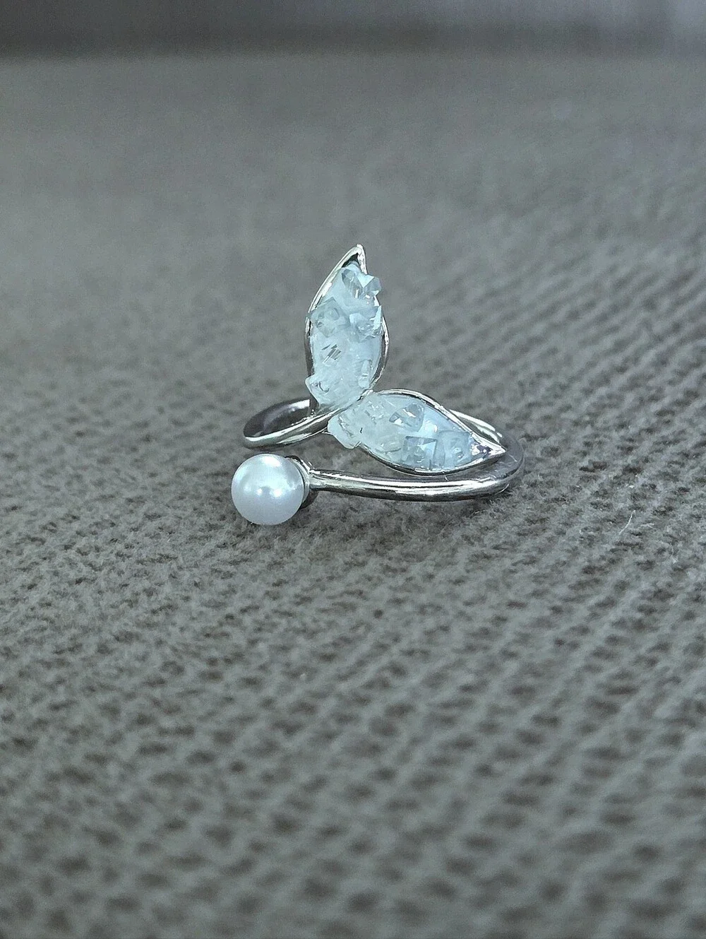 La Meno Fluke (Whale's🐋 Tail) and Freshwater Pearl Bypass Ring💍 - NIB - Picture 3 of 16